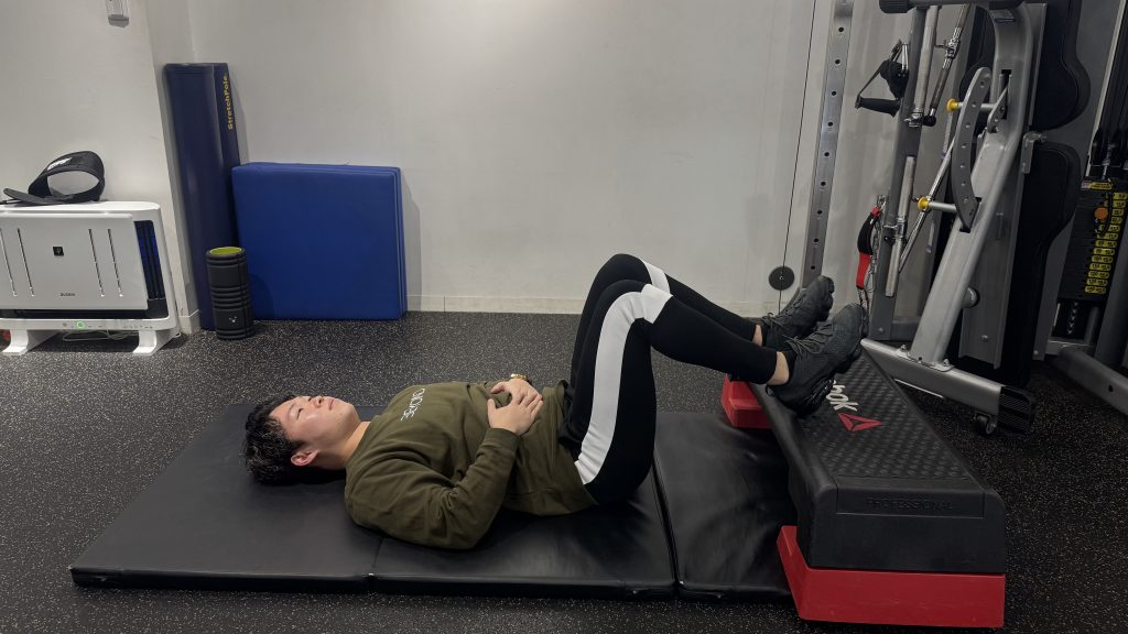 90-90ブリージング　お腹　リブフレア改善