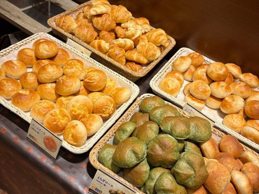 パン食べ放題　鎌倉パスタ